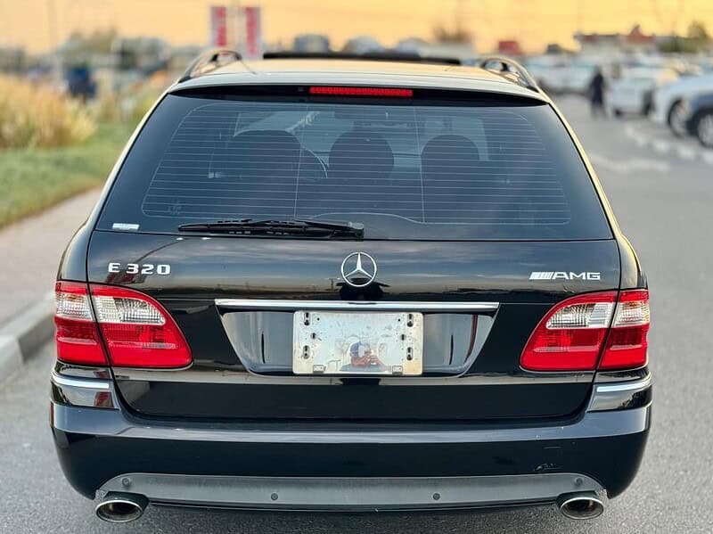 2005 Mercedes-Benz E 320 3.2 Liters V6 Engine Black