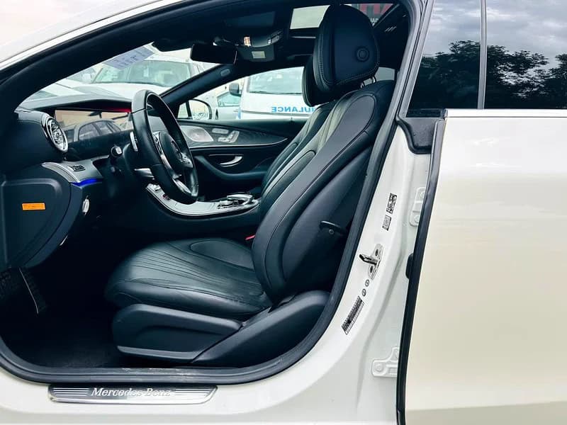 2019 Mercedes-Benz CLS-Class CLS 450 4Matic SUPER CLEAN CAR White Black