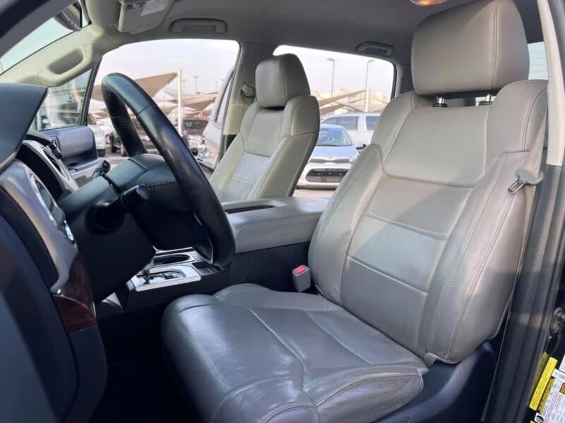 2017 Toyota Tundra Crewmax Limited 5.7 litre 8 Cylinder Engine Black Grey