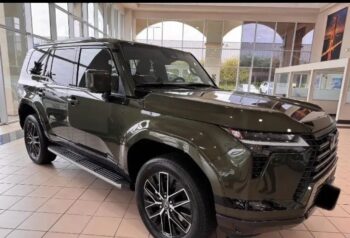 2024 Lexus GX 460 4.6 litre V8 Engine 4WD SUV Green Tan