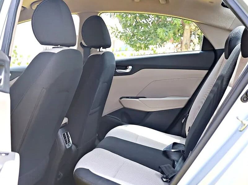 2021 Hyundai Accent GL 4 Cylinder Engine GCC Specs Silver Beige