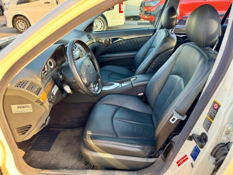 2004 Mercedes-Benz E 320 3.2-liter V6 Engine White Black