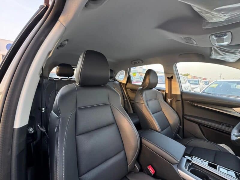 MG One STD 1.5L Petrol FWD 2024 GCC Specs Grey Black