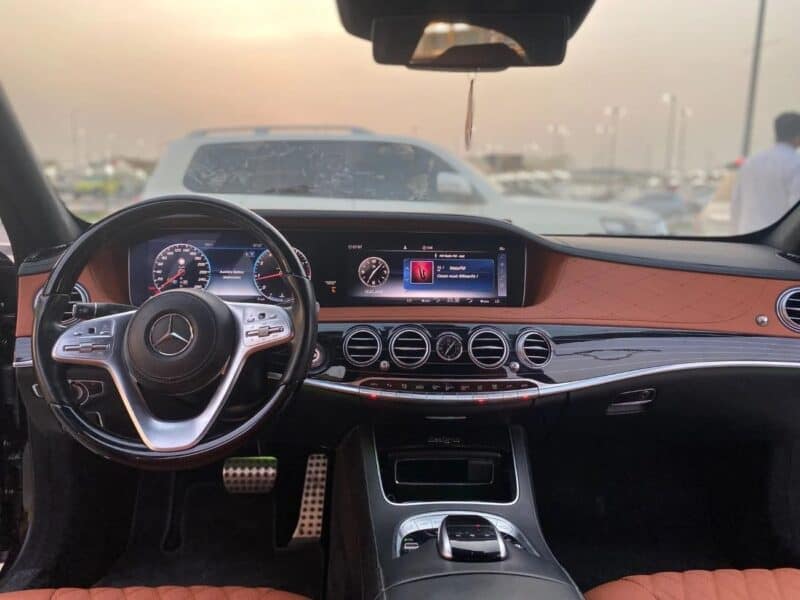 2019 Mercedes Maybach S560 Maybach 5600 litre 8 Cylinder Engine Black Tan