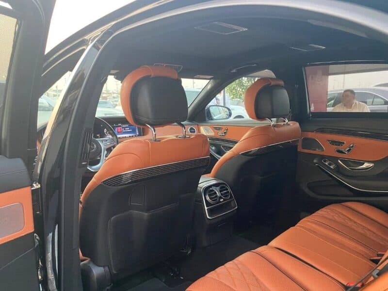 2019 Mercedes Maybach S560 Maybach 5600 litre 8 Cylinder Engine Black Tan