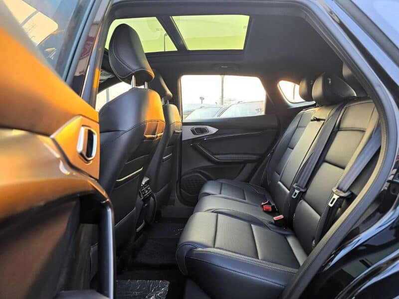 MG One MG One 1.5 LUX SUV FWD 5Doors Black Color 2024