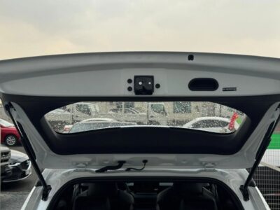 Toyota Corolla Cross Facelift 2.0L HEV FWD 2025 White Black