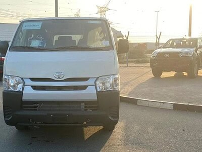 Toyota Hiace Standard Roof 15 Seater 2.5L Diesel RWD 2025 White Grey