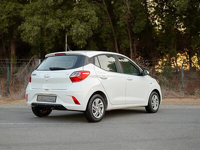 2023 Hyundai Grand i10 Smart 1.2L 4 Cylinder Engine GCC White Grey