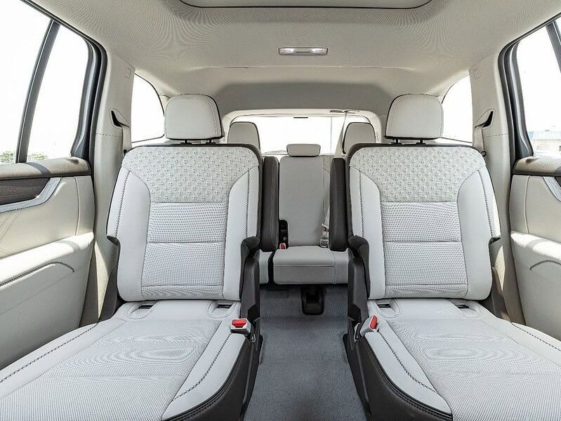 GMC Acadia GMC Acadia Denali 2.5 litre 4 Cylinder AWD 2024 Blue White