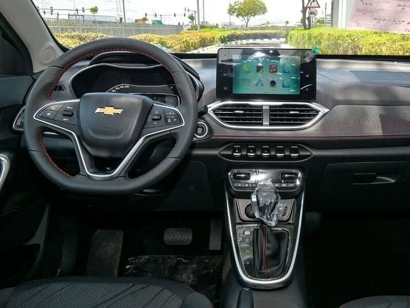 2024 Chevrolet Groove Premier 1.5L GCC Specs Full Option Grey Black