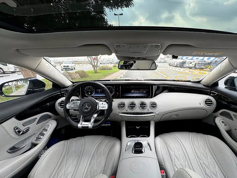 2015 Mercedes-Benz S-Class S 63 AMG Coupe 8 Cylinder Engine Blue Beige