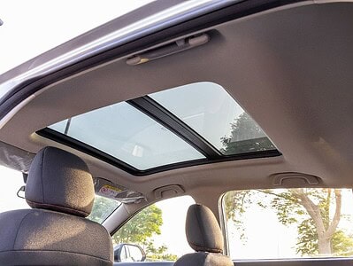 Chevrolet Groove Premier 1.5L 2024 GCC Full Option Silver Black
