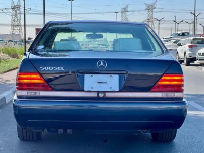 1992 Mercedes-Benz 500 SEL 5.0 liters 8 Cylinders Engine Blue Black