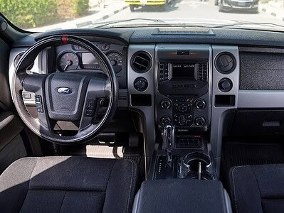 Ford Raptor SVT F-150 6.2L V8 2013 Perfect Condition White Black