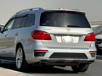 2014 Mercedes-Benz GL-Class GL 550 8 Cylinder CLEAN CAR Silver Black