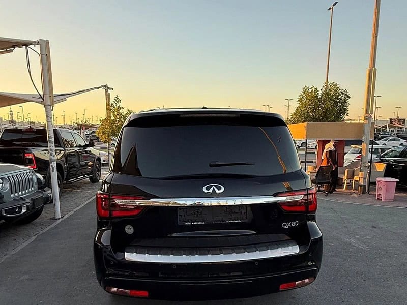 2018 Infiniti QX80 Excellence 5.6 litre 8 Cylinder Engine Petrol Black