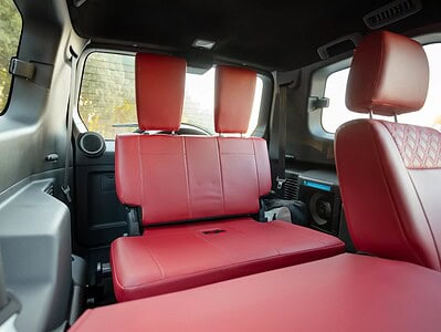 2020 Mitsubishi Pajero Signature Edition 6 Cylinder Engine GCC White Red