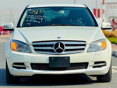 2010 Mercedes-Benz C-Class C300 6 Cylinder Engine White Black Clean Car