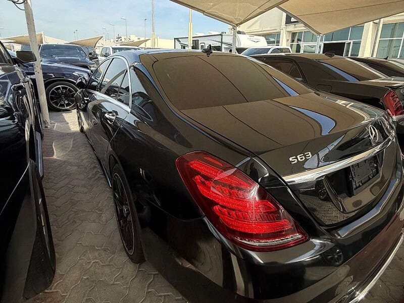 2017 Mercedes-Benz S 350 3.5 Litre 6 Cylinders Engine Black Beige