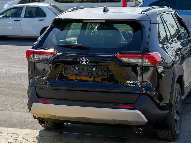 2025 Toyota RAV 4 4 Cylinder Engine Petrol Black Grey GCC Specs