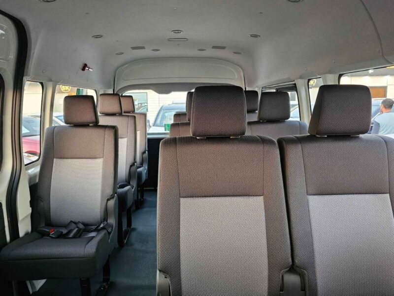 2025 Toyota Hiace DX PASSENGER 3.5L V6 AUTOMATIC White Grey