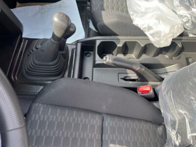 2025 Mitsubishi L200 MITSUBISHI L200 4 Cylinder Engine Manual Grey Black