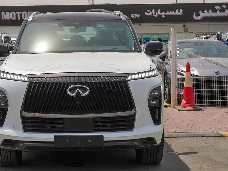 2025 Infiniti QX80 Autograph 3.5 litre V6 Engine Petrol White Burgundy