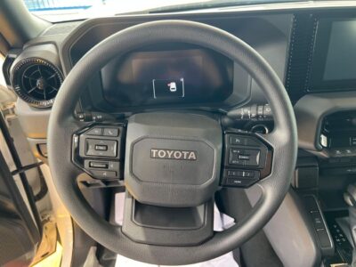 2024 Toyota Prado TOYOTA LAND CRUISER PRADO VX ENG 2.4L White Black