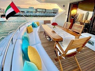 Yacht Charters Dubai UAE