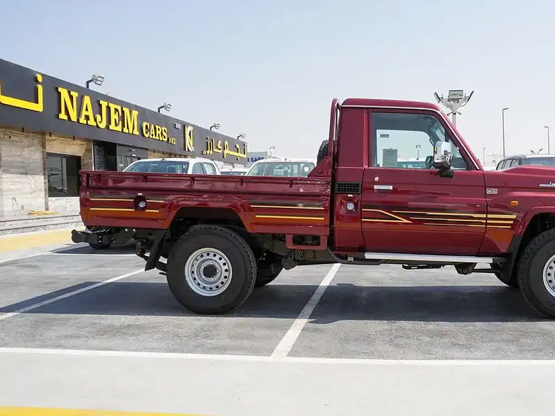 2025 Toyota Land Cruiser Pick Up LX 4.0 litre V6 Engine Burgundy Beige