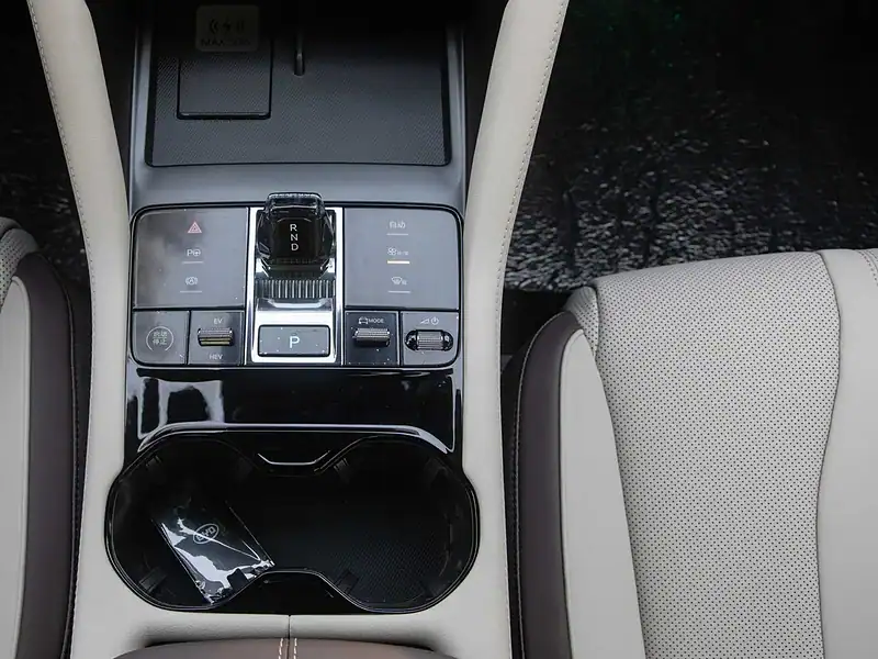 2025 BYD SONG PLUS DM-i Flagship 0KM Grey Beige SUV