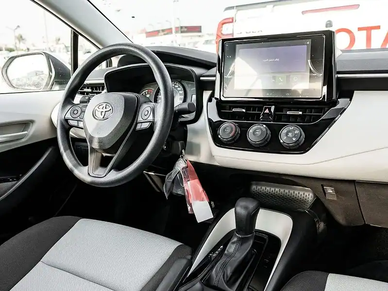 Toyota Corolla 2025 Toyota Corolla XLI 1.6L AT Petrol White Beige