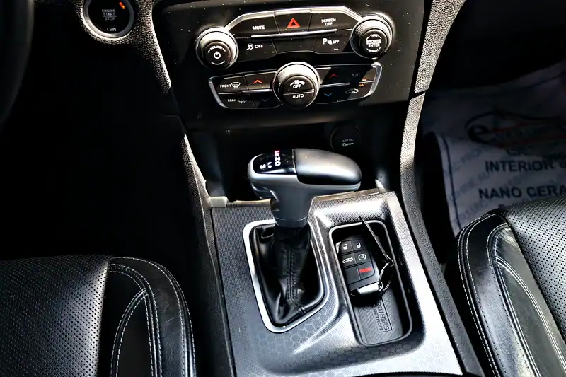 2017 Dodge Charger SXT MID 6 Cylinders Engine GCC Specs Black Sedan