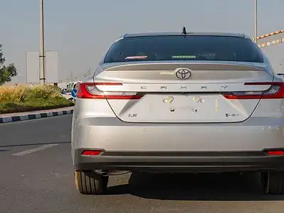 Toyota Camry 2025 Toyota Camry LE 2.5L AT Hybrid Silver Beige Sedan