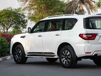 2024 Nissan Patrol TITANIUM SE 3.8 litre GCC Spec 0KM White Tan