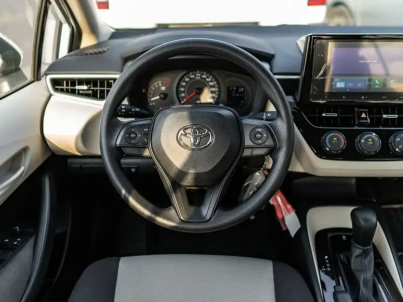 Toyota Corolla 2025 Toyota Corolla XLI 1.6L AT Petrol White Beige