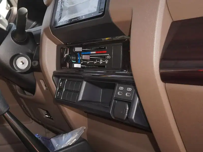 2025 Toyota Land Cruiser Pick Up LX 4.0 litre V6 Engine Burgundy Beige