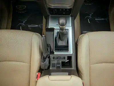 2022 Toyota Prado VXR 6 Cylinder SUV GCC Specs White Beige 4WD