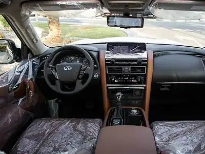2025 Infiniti QX80 5.6 litre V8 Engine Petrol GCC Spec 0KM White Tan