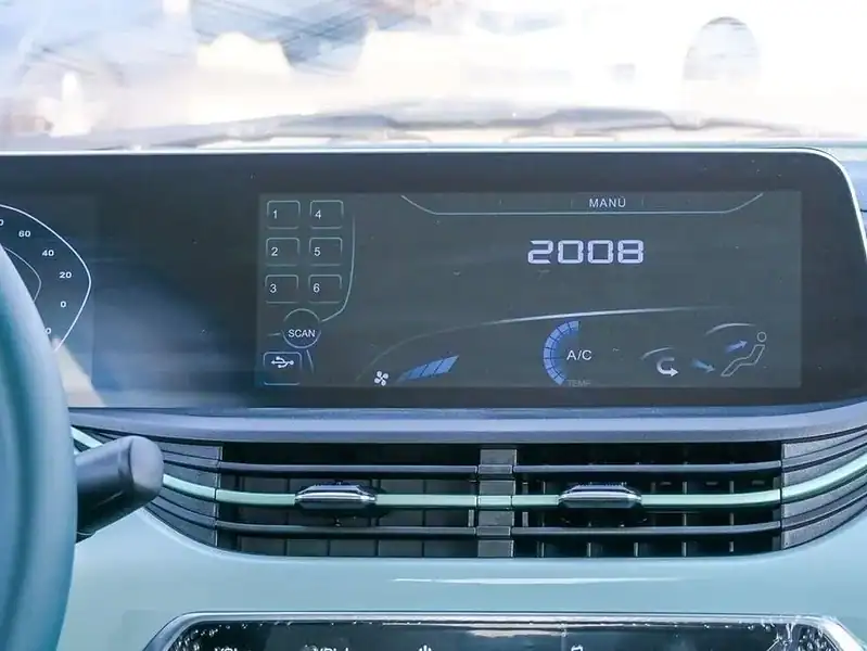 2024 Changan Ben Ben E-Star 2 Charger EV Green 32.2 kWh 301 Km