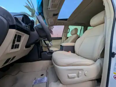 2015 Toyota Prado VXR FULL OPTION V6 Engine 4.0L GCC White Beige