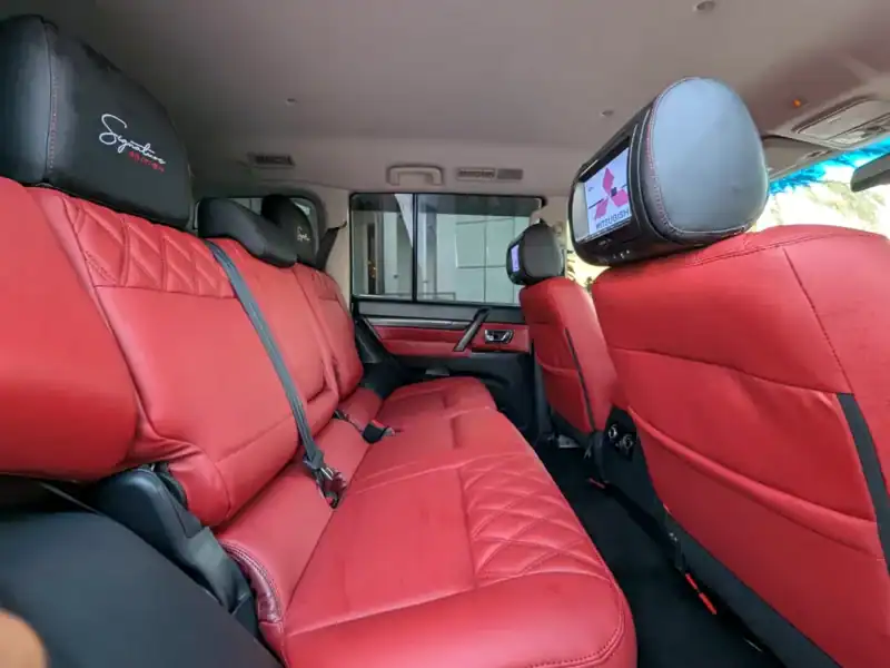 2016 Mitsubishi Pajero GLS MID MODIFIED SIGNATURE EDITION Silver Red