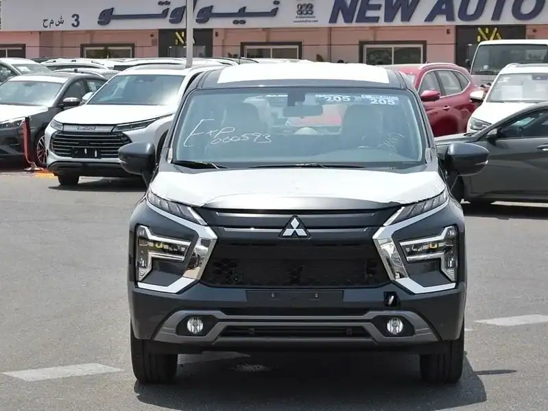 2025 Mitsubishi Xpander CrossHigh Line 1.5L RWD Petrol Grey Beige GCC Specs