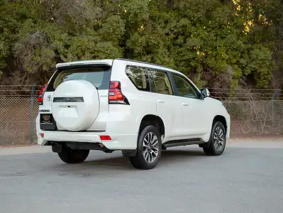 2022 Toyota Prado GXR 6 Cylinders Engine White Beige GCC Specs 4WD
