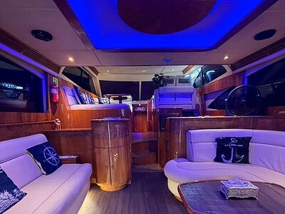 Yacht Charters Rental in Dubai UAE