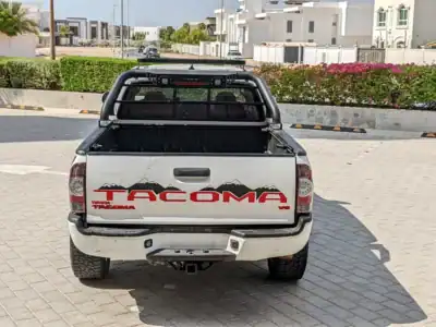 2015 Toyota Tacoma TRD 6 Cylinders Engine White Black 4X4 4DOORS