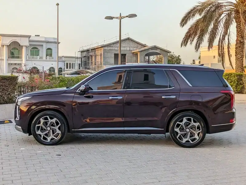 2022 Hyundai Palisade Calligraphy 6 Cylinders Engine Burgundy Black SUV