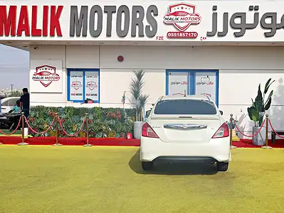2019 Nissan Sunny Base 4 Cylinder Engine White Beige GCC Specs