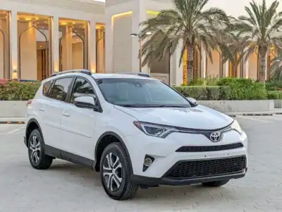 2017 Toyota Rav 4 MID 4 Cylinder Engine White Grey SUV Premium Condition